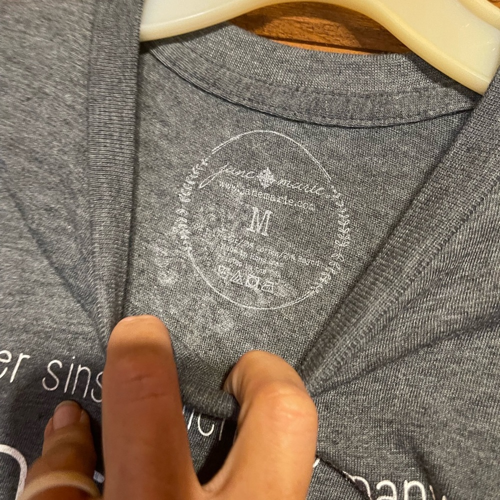 ✝️forgiven Tee✝️ - Picture 2 of 3